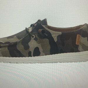 Hey Dude Wendy camouflage